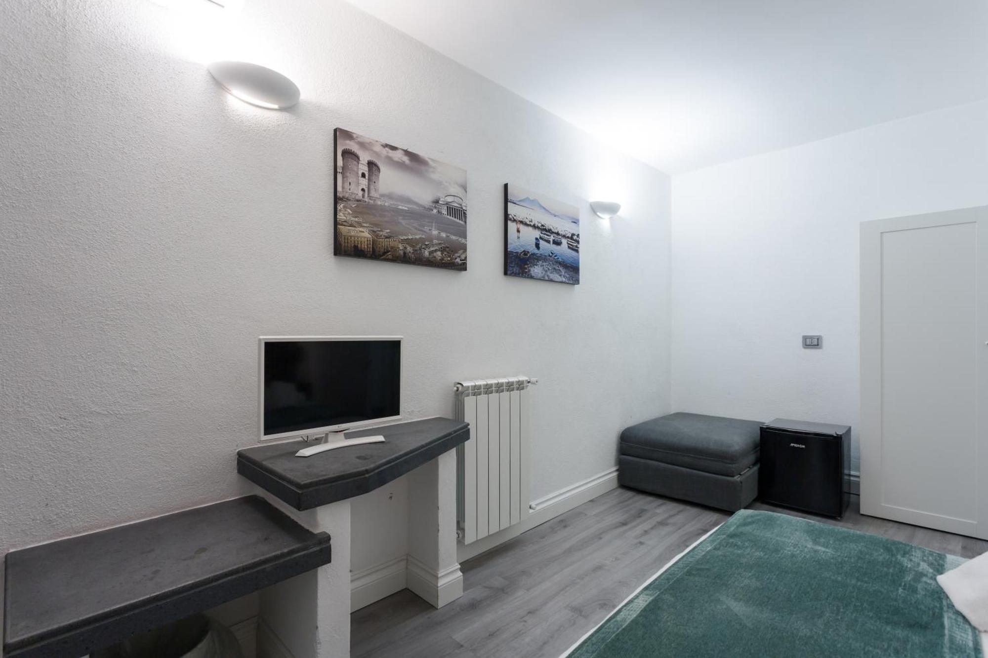 Wellness Hm Wellness Home By Dimorra Napoli Exterior foto